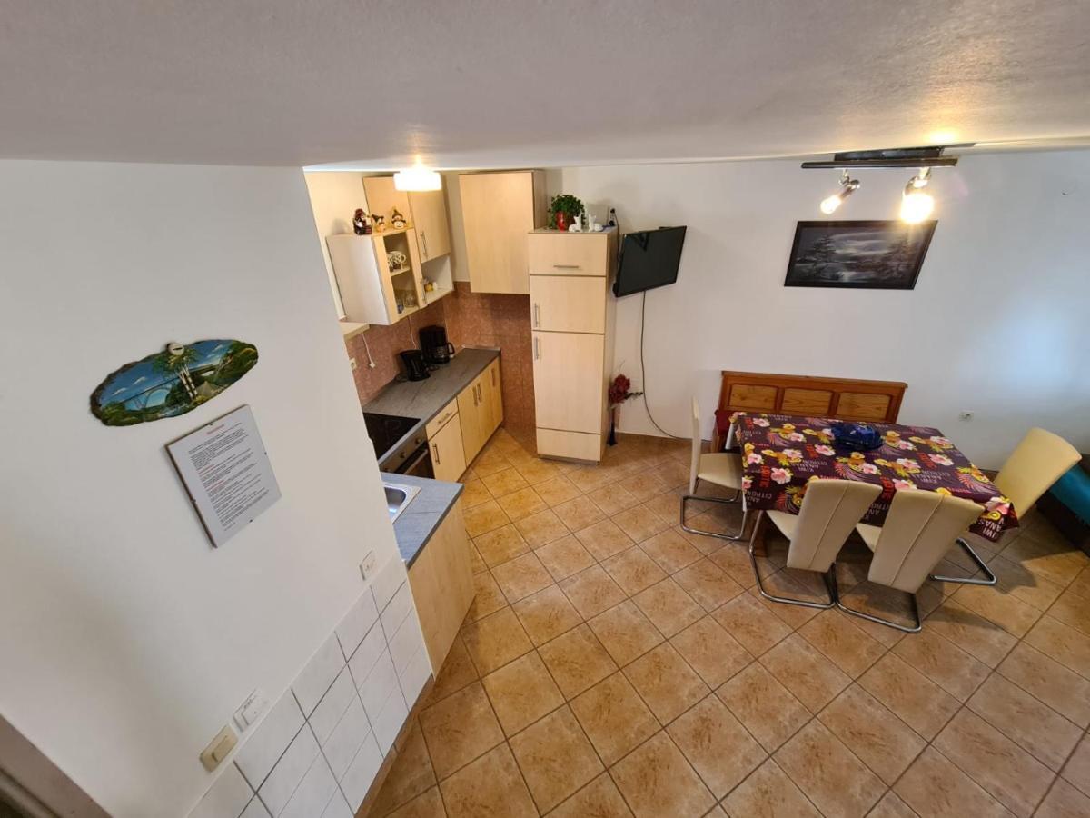 ויר Apartments Tuka Near The Beach מראה חיצוני תמונה