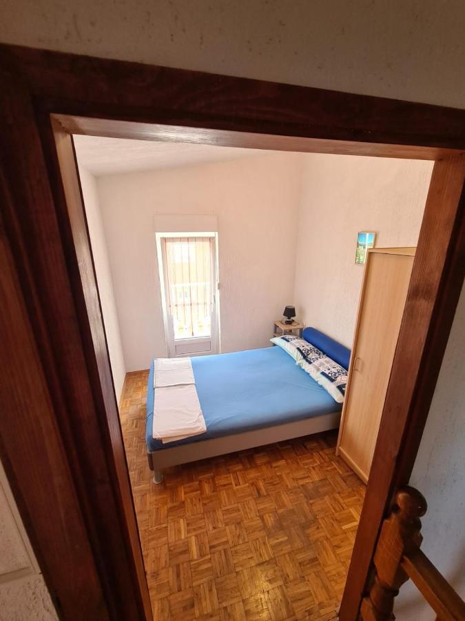ויר Apartments Tuka Near The Beach מראה חיצוני תמונה
